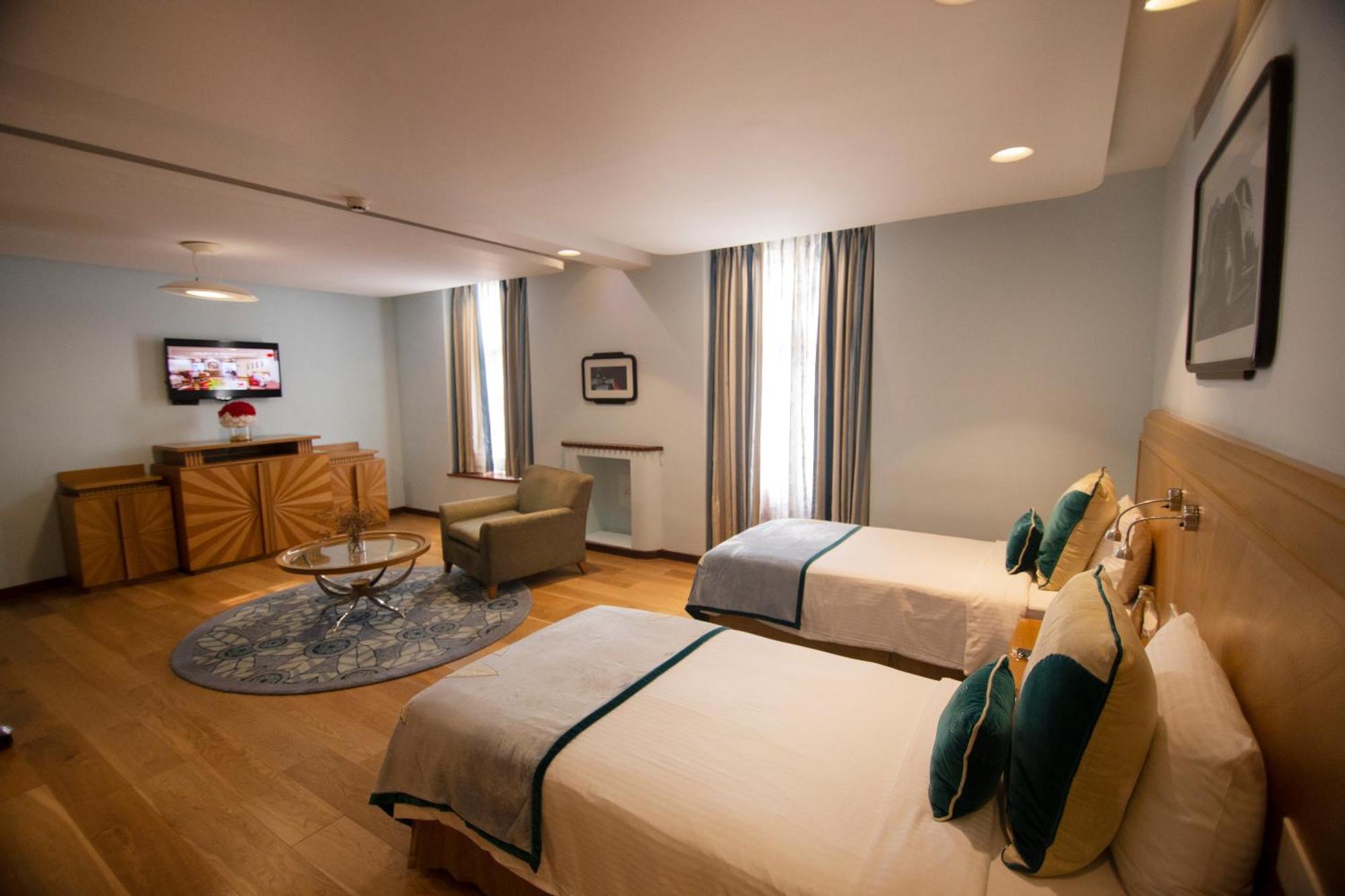 Отель Ambassador, New Delhi - Ihcl Seleqtions Экстерьер фото Deluxe Room