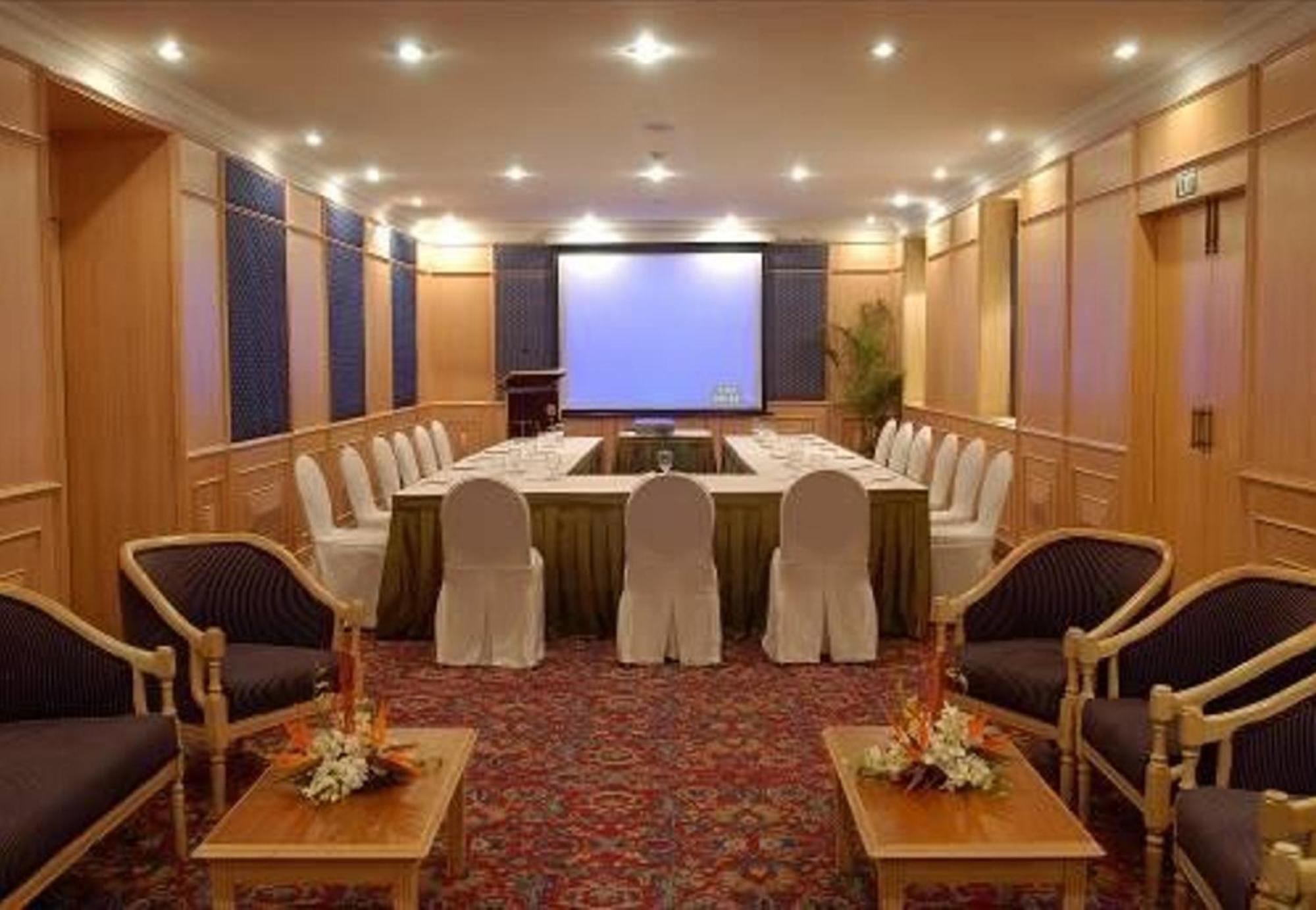 Отель Ambassador, New Delhi - Ihcl Seleqtions Экстерьер фото Meeting room